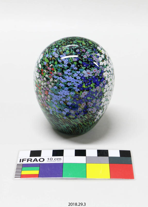 Paperweight Spring' Canterbury Museum