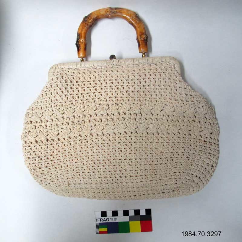 Purse White Crochet Canterbury Museum