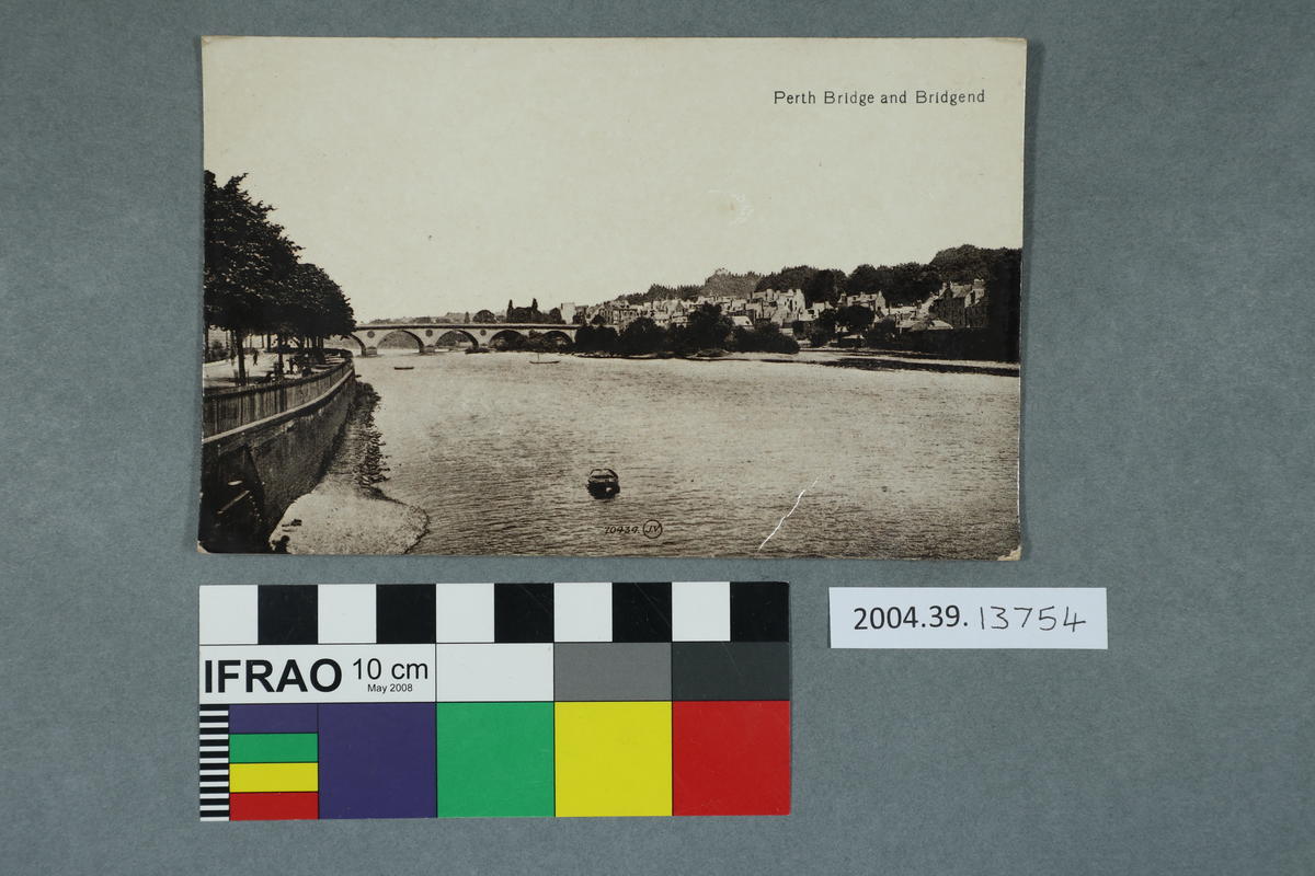 Postcard Perth Bridge and Bridgend Canterbury Museum
