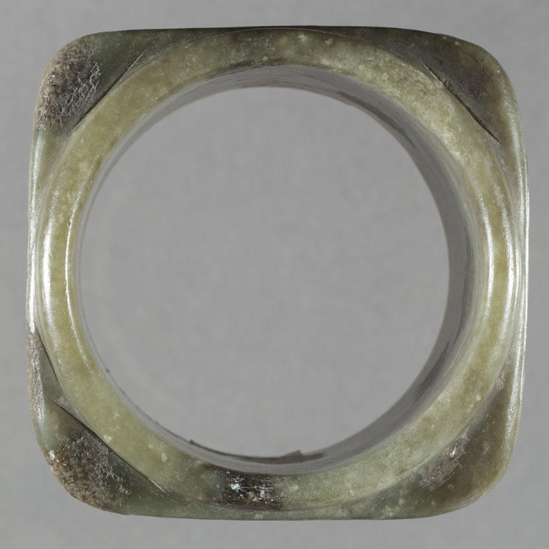 Jade cong Canterbury Museum