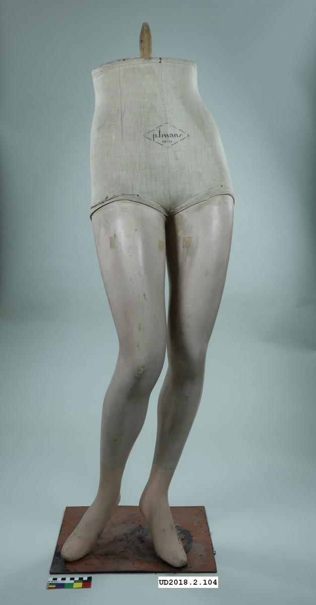 Mannequin Canterbury Museum